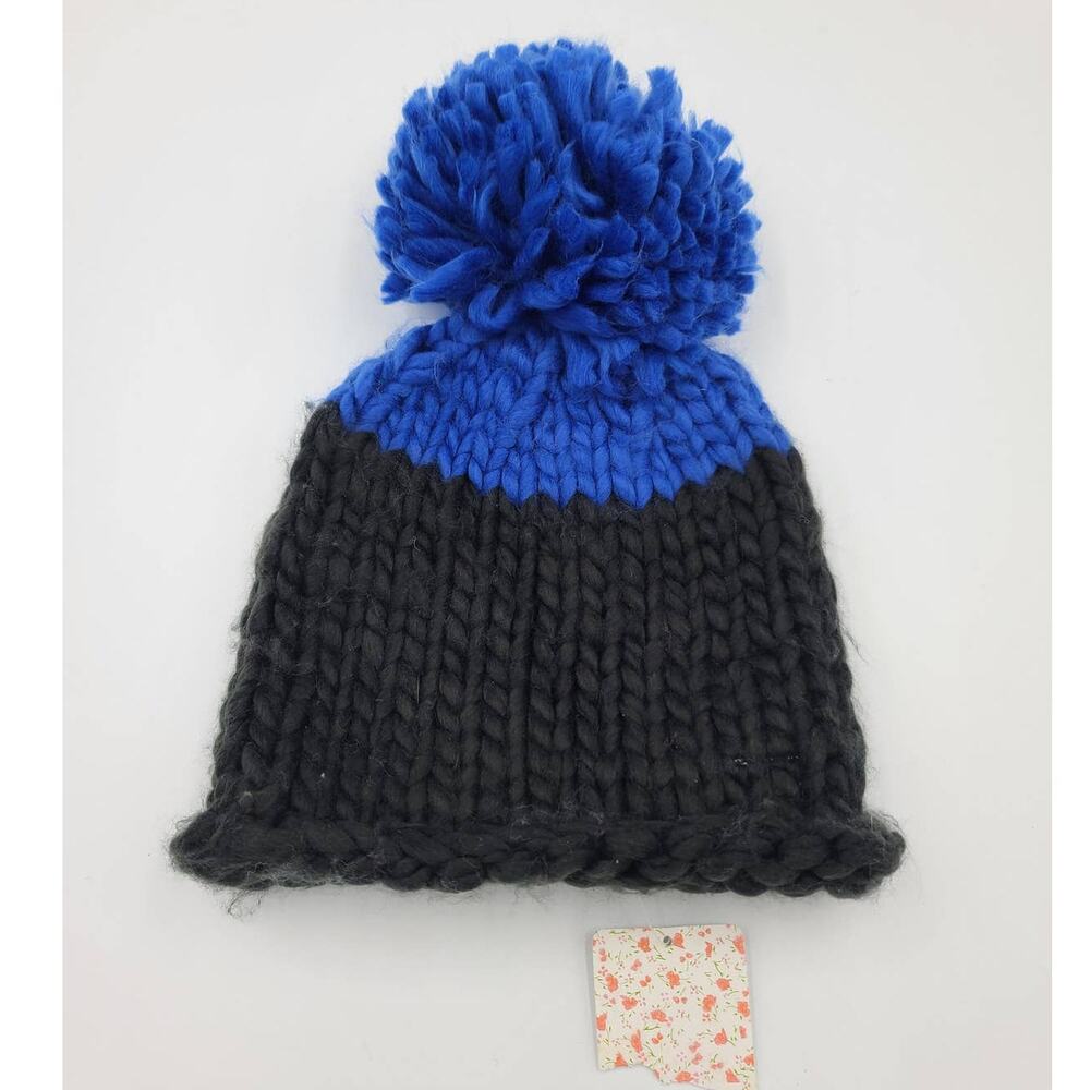 FREE PEOPLE Cozy Up Color Blocked Beanie In Black